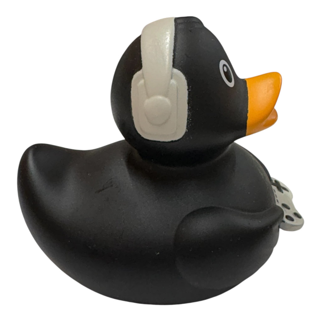 Gamer duck